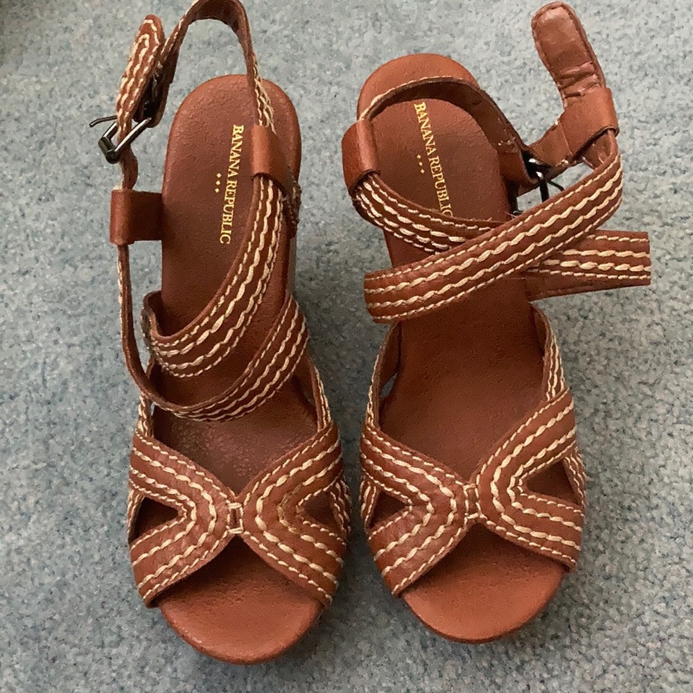 Wedge sandals